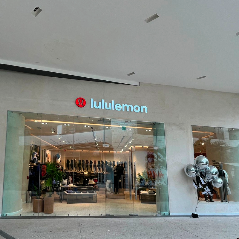 LULULEMON